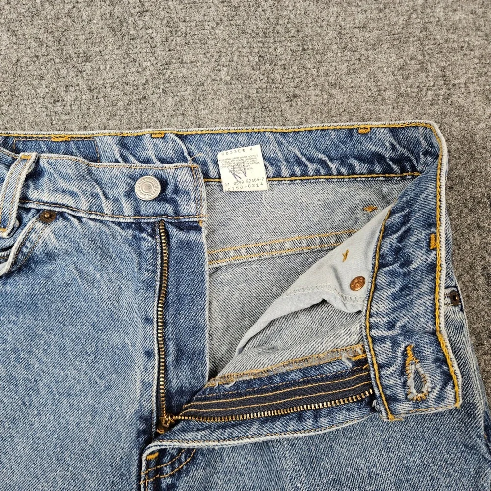 Vintage Levis 550 Student Relaxed Fit Jeans Light Wash Denim W27 L28 0599 Mexico